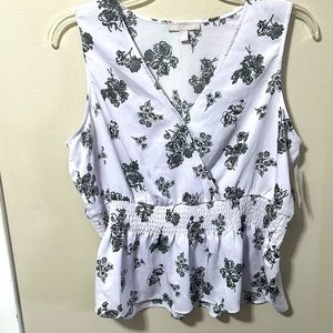 NWT Size XL Nordstrom Floral Top